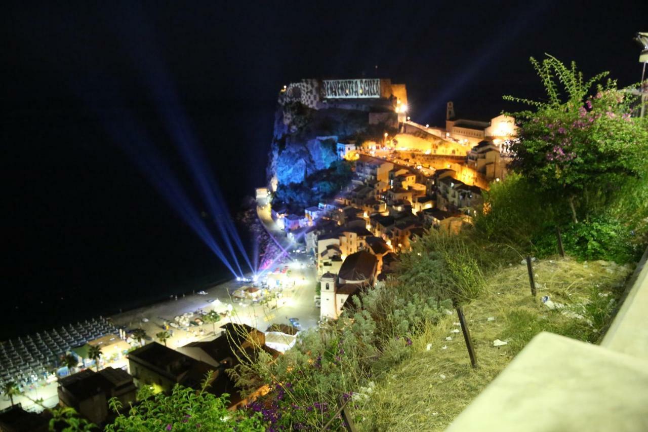 Il Ritratto Casa Vacanza Scilla Exteriér fotografie